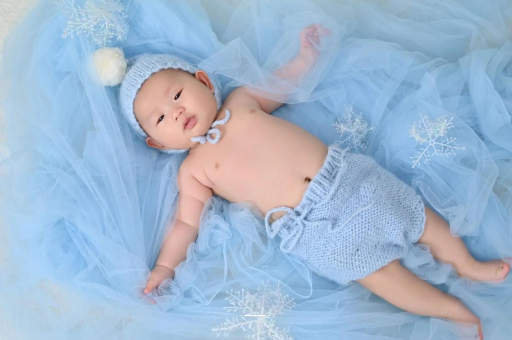 公主岭宝宝要不要穿袜子